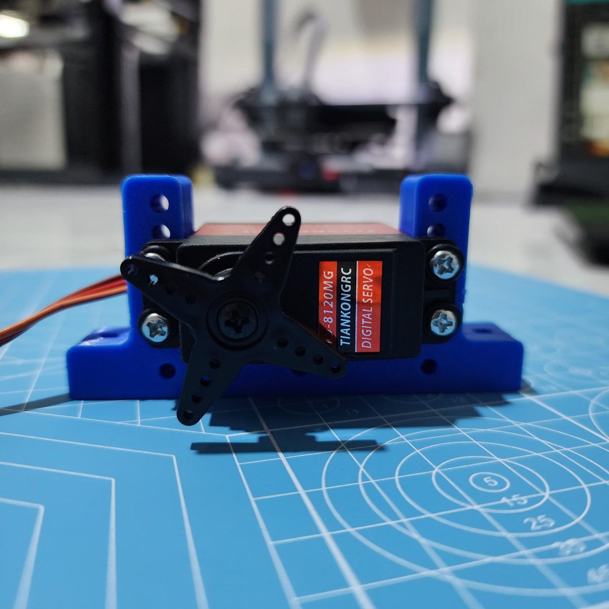 Bracket Servo MG995 MG996 MG996R TD Series Servo Holder vertical - Image 8
